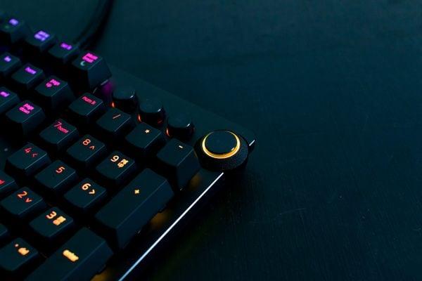 Bàn Phím Cơ Razer Huntsman Elite OPTO-MECHANICAL SWITCH