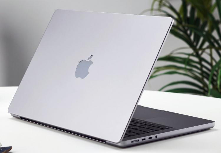 MacBook Cũ