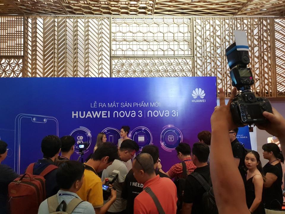 Huawei ra mắt Nova 3i - 4 camera AI tại Việt Nam - 14