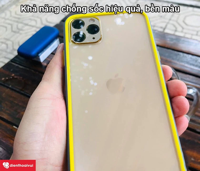 Ốp lưng S-Case iPhone 11 Pro Max trong